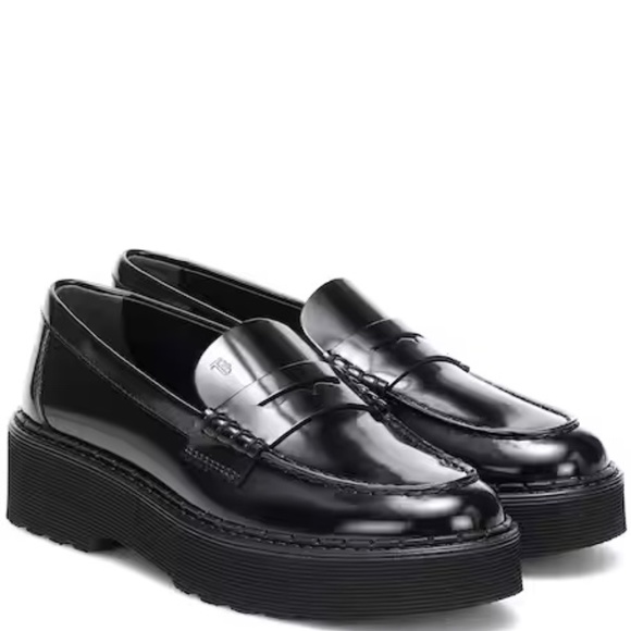 Tod's Shoes - Tod's Black Patent Leather platform loafers - Size 38.5 (8.5 US)